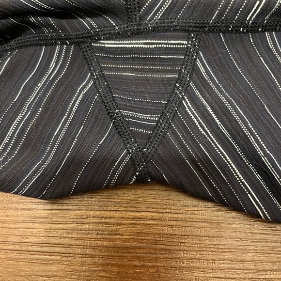 Lululemon Pace Rival Crop Leggings Size 8 - Picture 6 of 11